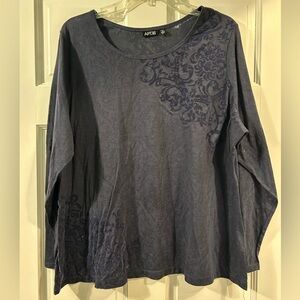 Apt 9 blue top size 2X